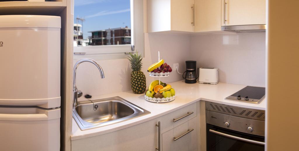 Apartamentos Voramar Castelldefels Dış mekan fotoğraf